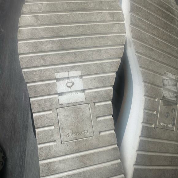 Dolce Vita Milo Black Platform Slide Sandals - Picture 7 of 8